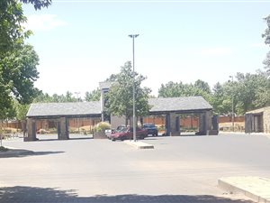 1488 m² Land available in Needwood