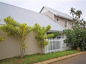 4 Bed House in Caledon Estate