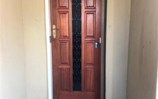 1 Bedroom Garden Cottage in Moregloed