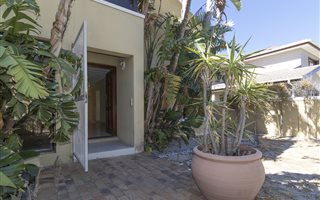 3 Bedroom House in West Beach