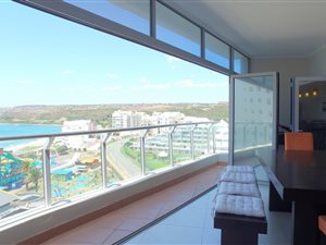 4 Bed Apartment in Diaz Beach