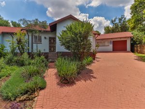 5 Bed House in Naturena