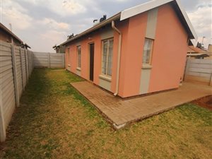 3 Bed Simplex in Katlehong