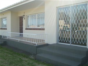 4 Bed House in Mosel