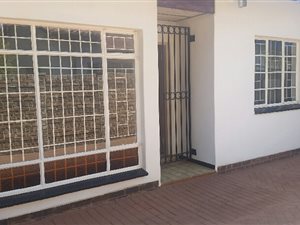 1 Bed Garden Cottage in East Lynne