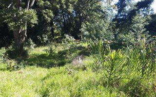 2500 m² Land available in Boughton