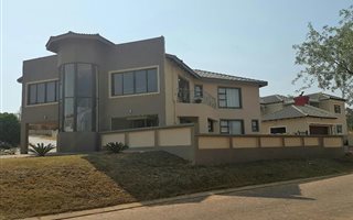 6 Bedroom House in Kungwini Country Estate