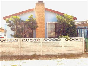 3 Bed House in Macassar