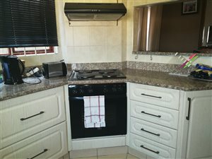 3 Bedroom House in Woodhurst