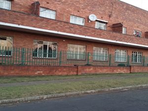 1 Bed Apartment in Selection Park