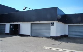 1297 m² Industrial space in Somerset West Central