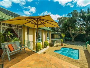 4 Bed House in Floracliffe