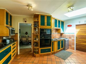 4 Bed House in Floracliffe