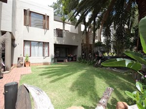 2 Bed Flat in Bryanston