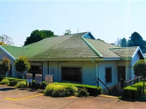 75 m² Commercial space in Kloof