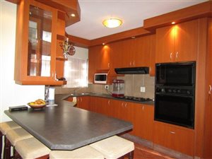 3 Bed House in Soneike