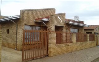 3 Bedroom House in Sebokeng Zone 17
