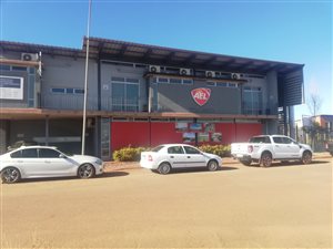 135 m² Office Space in Kathu