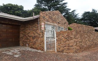 3 Bedroom Cluster in Denlee