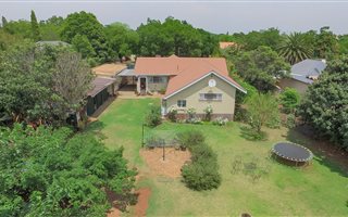 4 Bedroom House in Lyttelton Manor