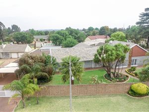 4 Bed House in Selcourt