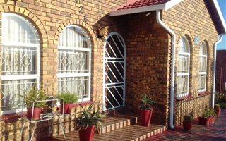 3 Bedroom House in Duduza