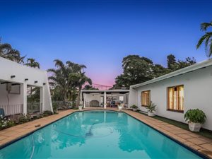 5 Bed House in Doon Heights