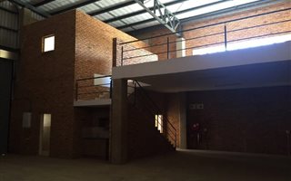 304 m² Industrial space in Lanseria and surrounds