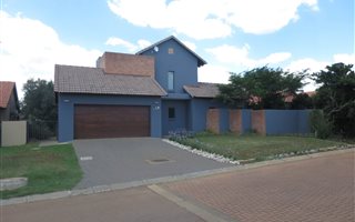 4 Bedroom House in The Meadows