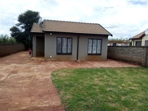 2 Bed House in Soshanguve B