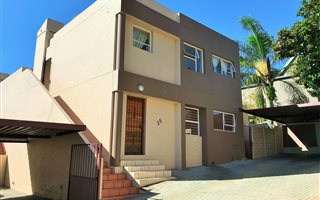 2 Bedroom Apartment in Radiokop