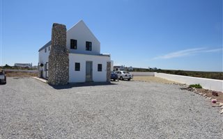 3 Bedroom Duplex in Jacobsbaai