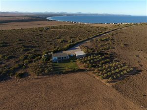 9 ha Farm in Vlees Bay