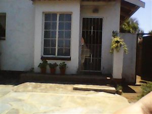 2 Bed Garden Cottage in Impala Park