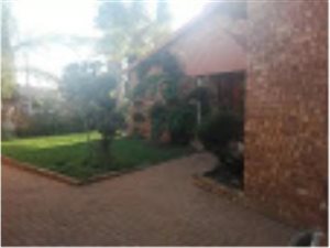2 Bed Apartment in Van Riebeeck Park