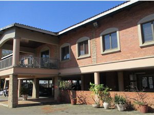1776 m² Industrial space in Briardene