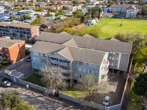 3 Bed Apartment in Oatlands