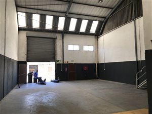 480 m² Industrial space in Airport Industria