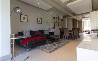 2 Bedroom Apartment in Melrose Arch