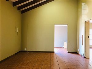 121 m² Office Space in Moreleta Park