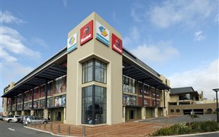 200 m² Retail Space in Walmer