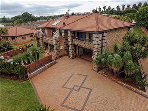 Smallholding in Hartbeespoort Dam
