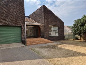 3 Bed House in Bergsig