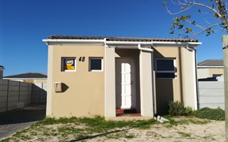 2 Bedroom House in Blue Downs
