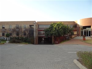 2418 m² Commercial space in Randjespark