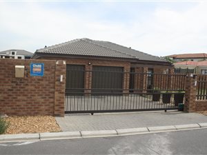 3 Bed House in Kuilsriver