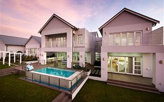 5 Bedroom House in Waterfall Country Estate