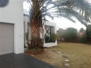 3 Bed House in Mohadin