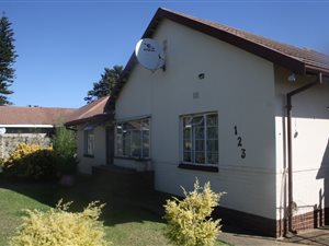 3 Bed House in Glencoe