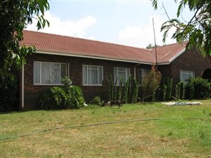 21 ha Farm in Leeuwfontein
